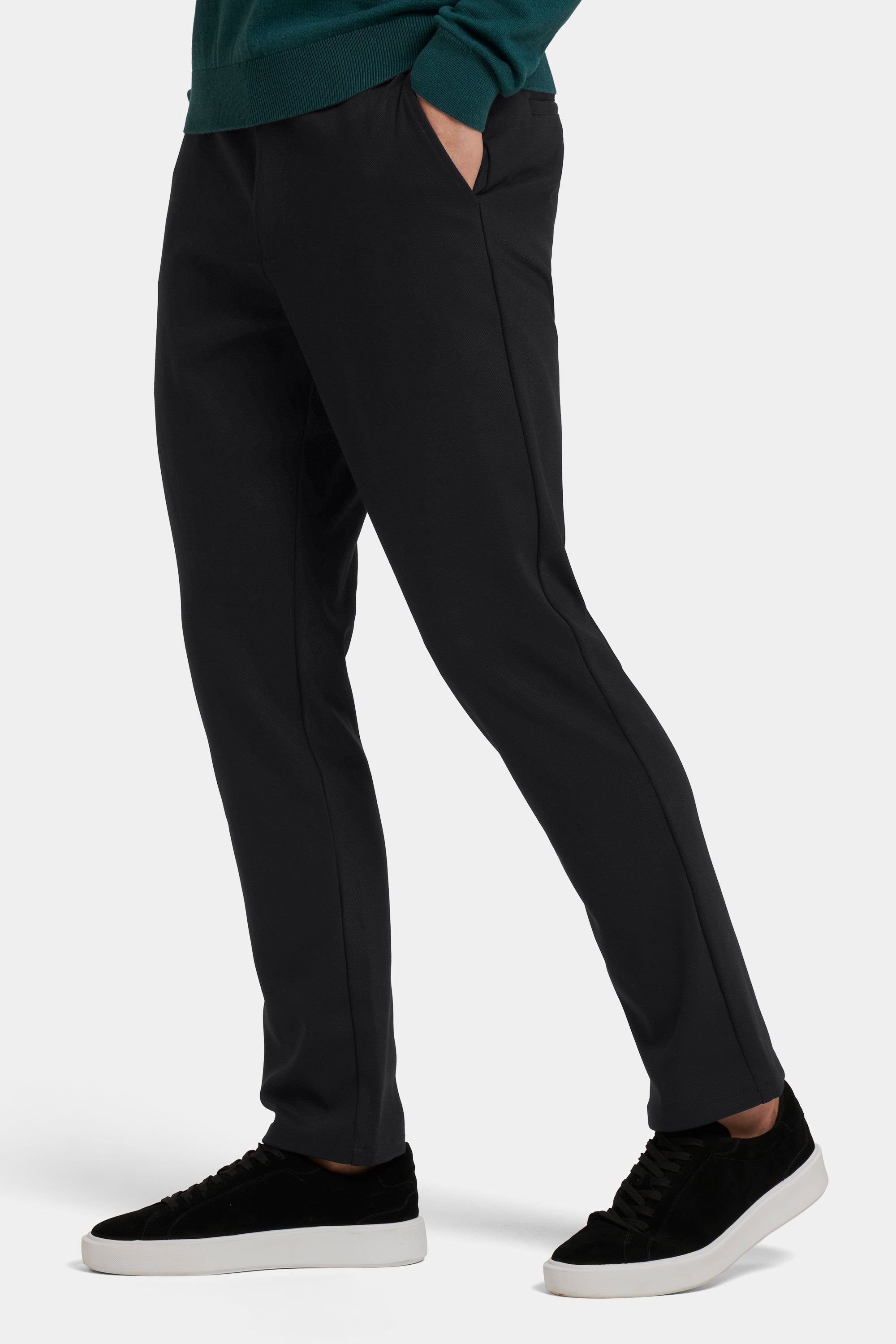 MAÉL | Le severo slim chino
